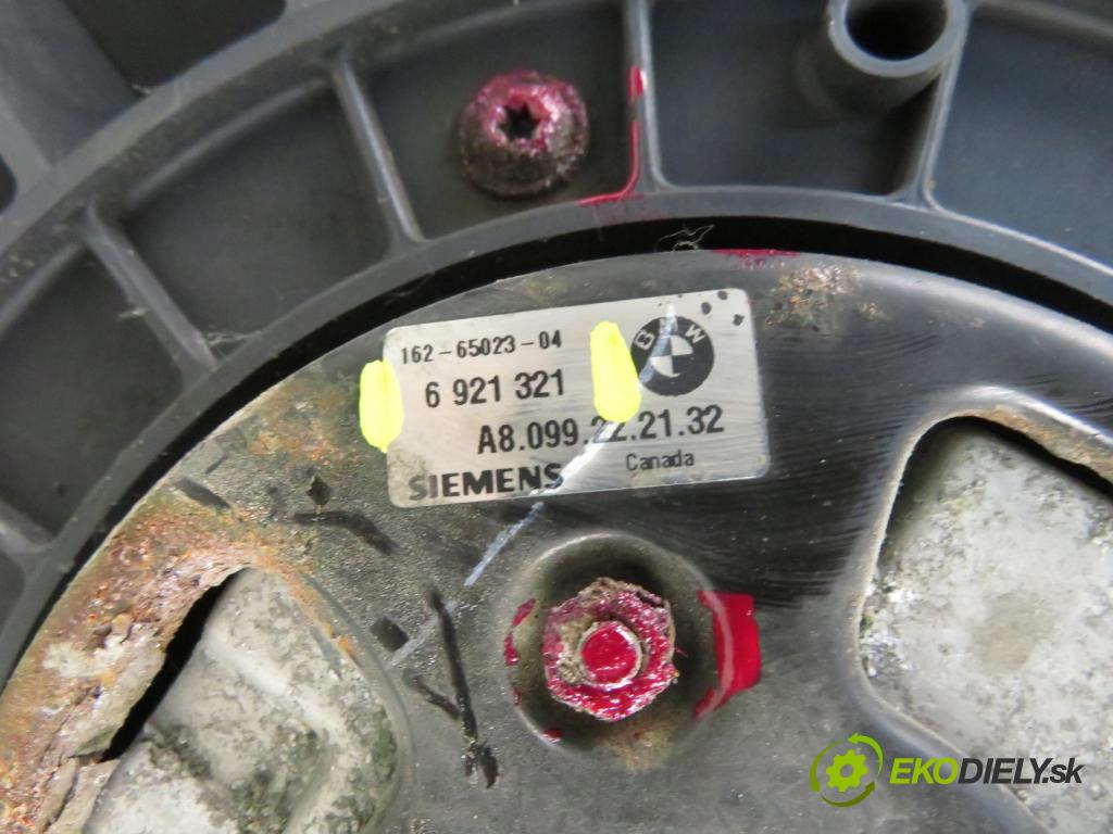 BMW 7 (E65, E66, E67) SEDAN 2003 190,00 740 d- M67 D39 (398D1) 3901,00 Ventilátor chladič klíma/voda 6921321 ; 6921380