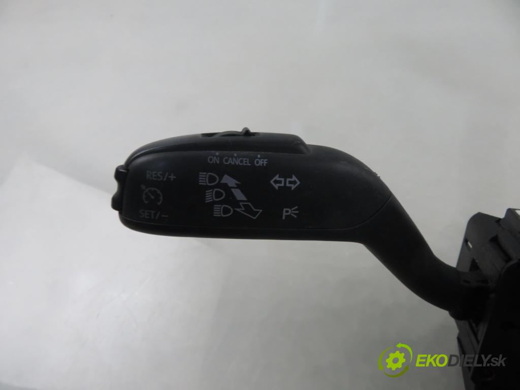 SEAT IBIZA IV (6J5, 6P1) HB 2010 66,00 1.6 TDI - CAYB 1598,00 páčka/prepínač 7H0953503GJ