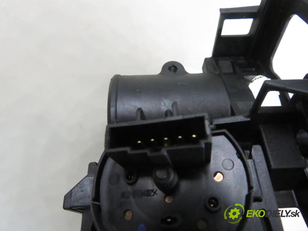 OPEL CORSA C (X01) HB 2002 55,00 1.7 DTI - Y 17 DT 1686,00 spinačka 24445098 ; 5WK4763 (Spínacia skrinka)