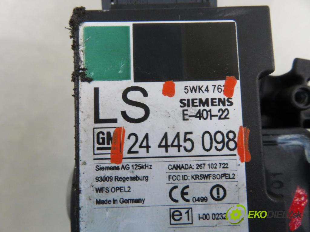 OPEL CORSA C (X01) HB 2002 55,00 1.7 DTI - Y 17 DT 1686,00 spinačka 24445098 ; 5WK4763 (Spínacia skrinka)