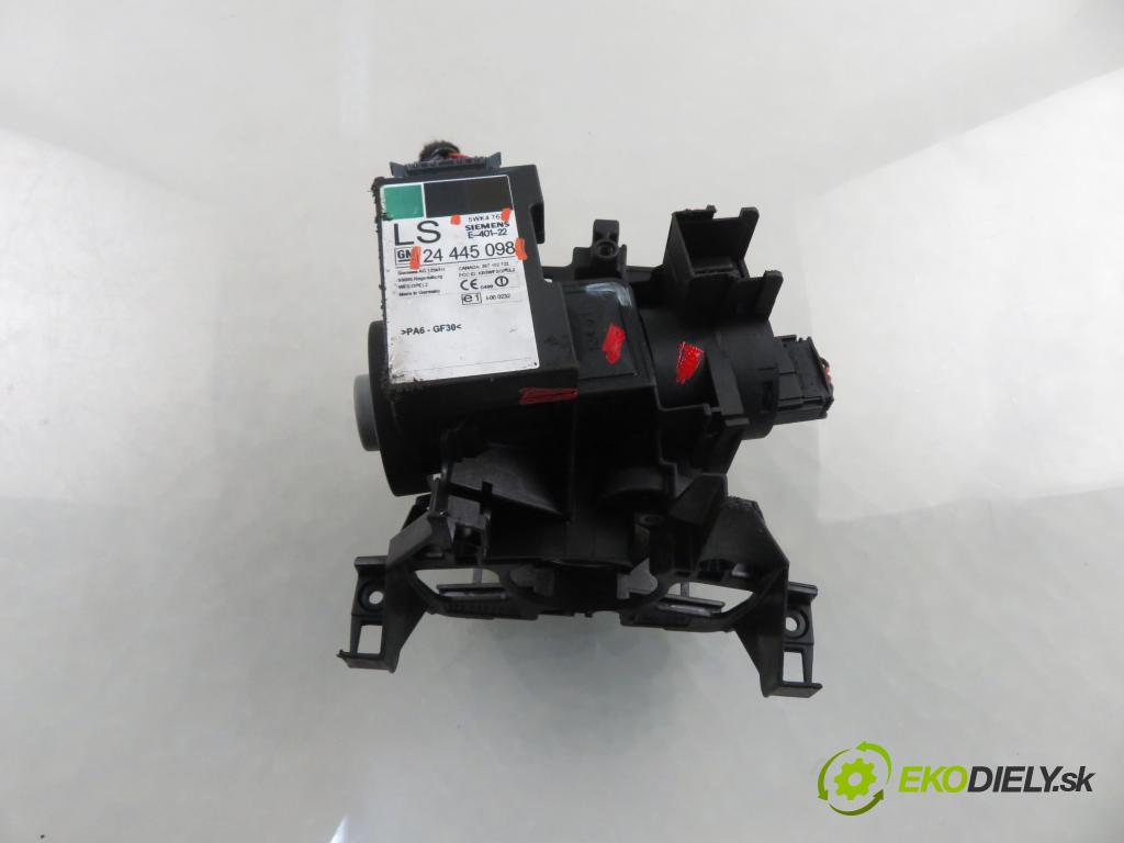 OPEL CORSA C (X01) HB 2002 55,00 1.7 DTI - Y 17 DT 1686,00 spinačka 24445098 ; 5WK4763 (Spínacia skrinka)