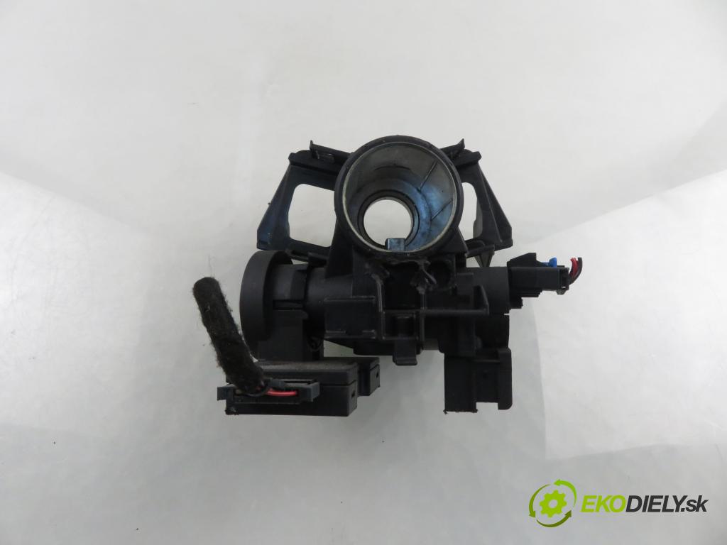 OPEL CORSA C (X01) HB 2002 55,00 1.7 DTI - Y 17 DT 1686,00 spinačka 24445098 ; 5WK4763 (Spínacia skrinka)