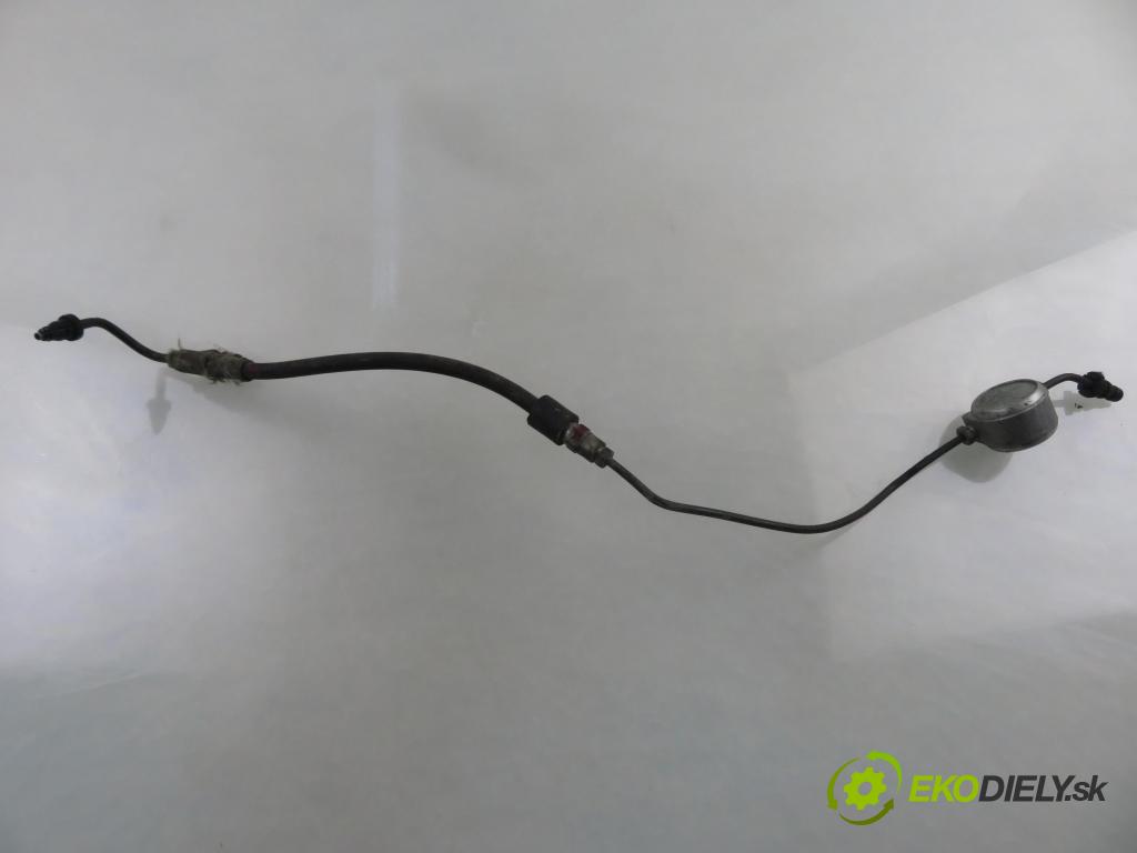 OPEL VIVARO A Skrzynia (X83) FURGON 2003 60,00 1.9 DI 80 - F9Q 762 1870,00 preloženie 93852216 ; 8200300847 ; 91168608