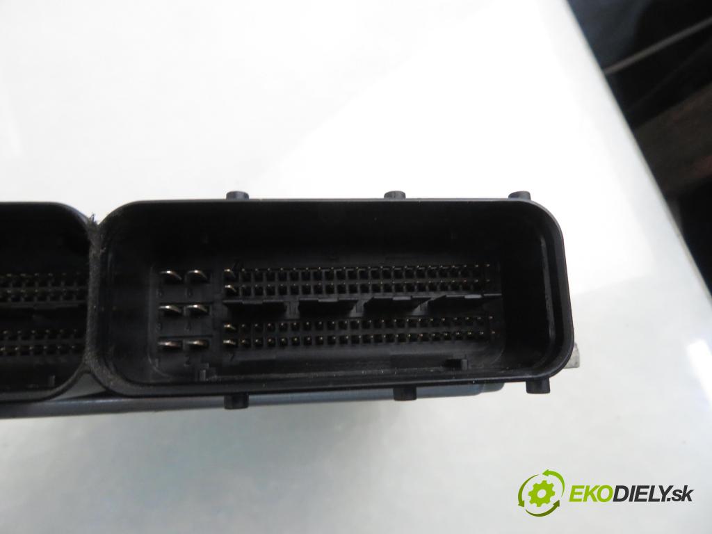 VW CADDY III Variant (2KB, 2KJ, 2CB, 2CJ) FURGON 2008 51,00 2.0 SDI - BST 1968,00 Riadiaca jednotka Motor 03G906016LF ; 0281014069