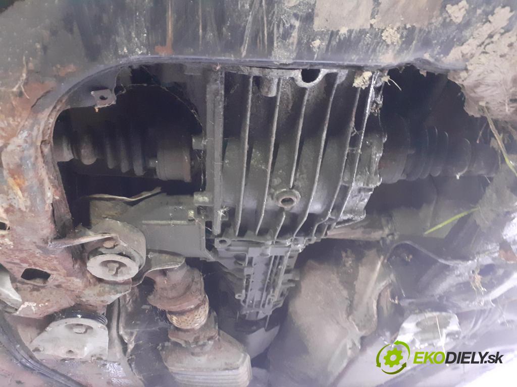 AUDI A4 (8D2, B5) SEDAN 1997 92,00 1.8 20V 125 quattro - ADR 1781,00 převodovka MANUALNA CPU