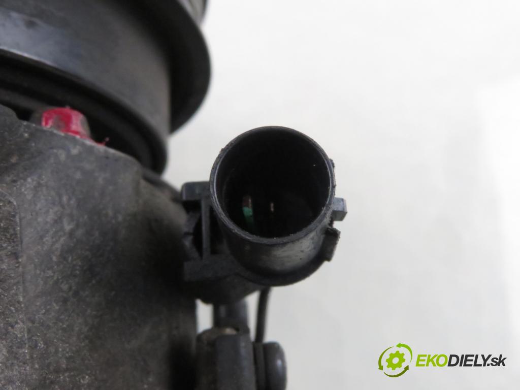 HYUNDAI i30 Kombi (FD) KOMBI 2010 85,00 1.6 CRDi 116 - D4FB 1582,00 KOMPRESOR: klimatizace F500AN8CA03 (Kompresor klimatizace)