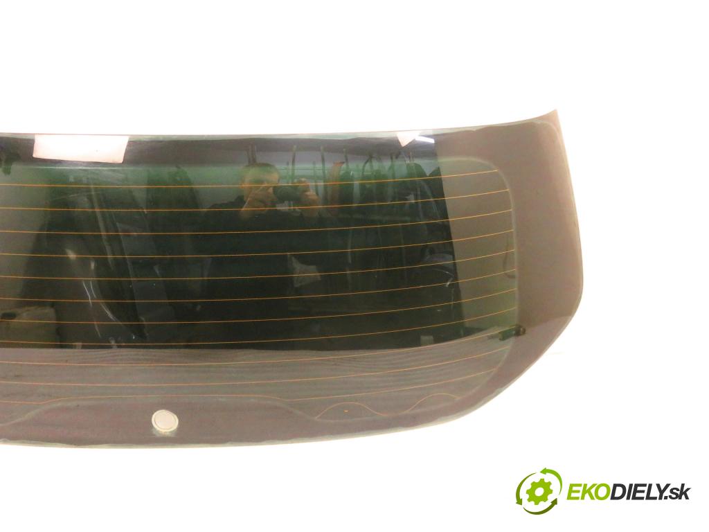 FORD MONDEO IV Turnier (BA7) KOMBI 2007 103,00 2.0 TDCi - QXBA 1997,00 Okno zadné kapota