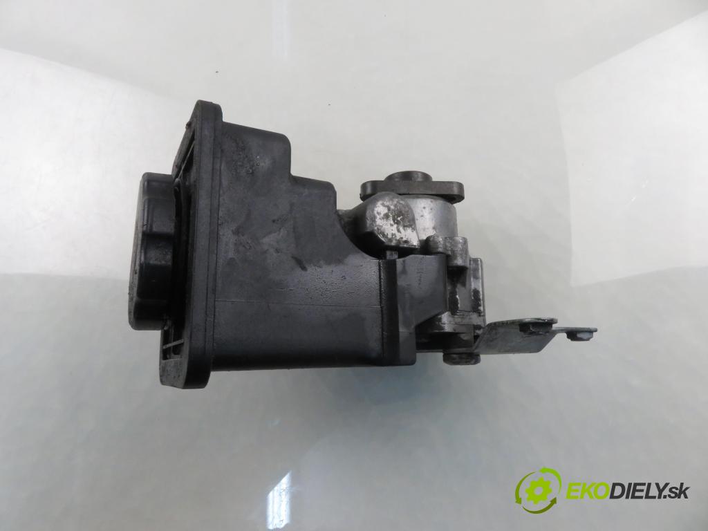BMW 5 Touring (E39) KOMBI 2001 135,00 530 d - M57 D30 (306D1) 2926,00 pumpa servočerpadlo 6756575 ; 7692974519 (Servočerpadlo)