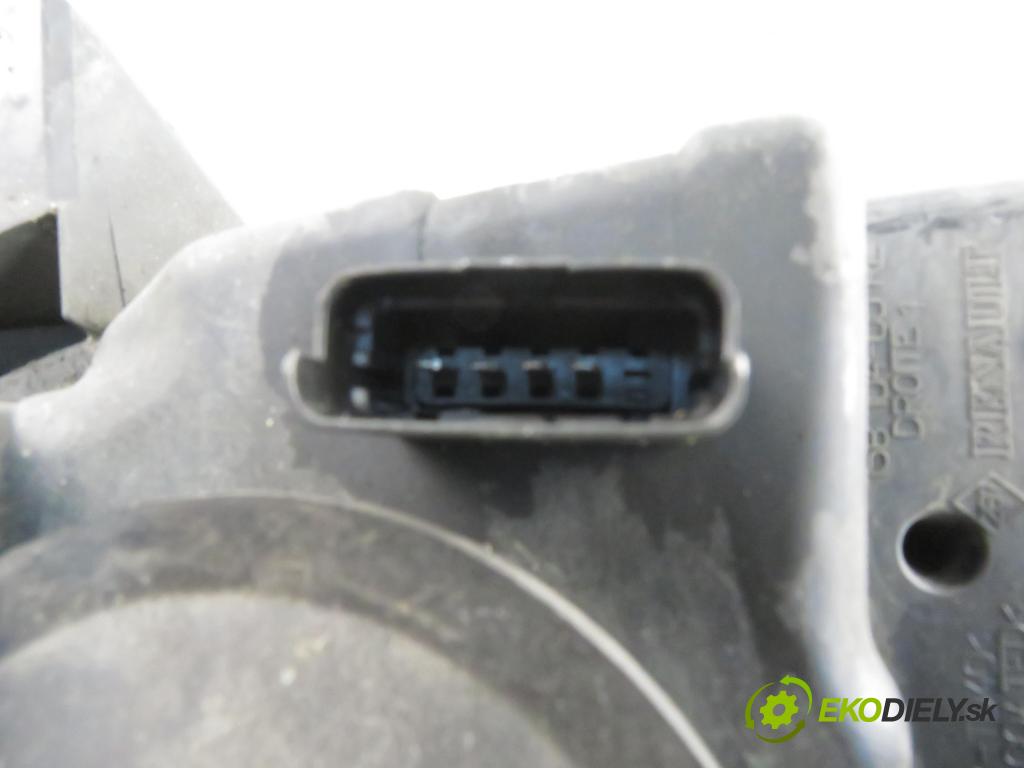 RENAULT SCENIC II (JM0/1_) MINIVAN 2005 88,00 1.9 dCi 120 - F9Q 812 1870,00 Svetlo PP