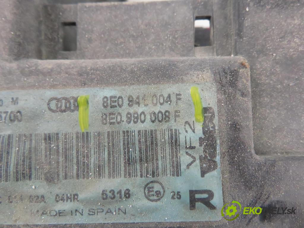 AUDI A4 (8E2, B6) SEDAN 2001 96,00 1.9 TDI PD 130 - AWX 1896,00 Svetlo PP 8E0941004F ; 8E0990008F