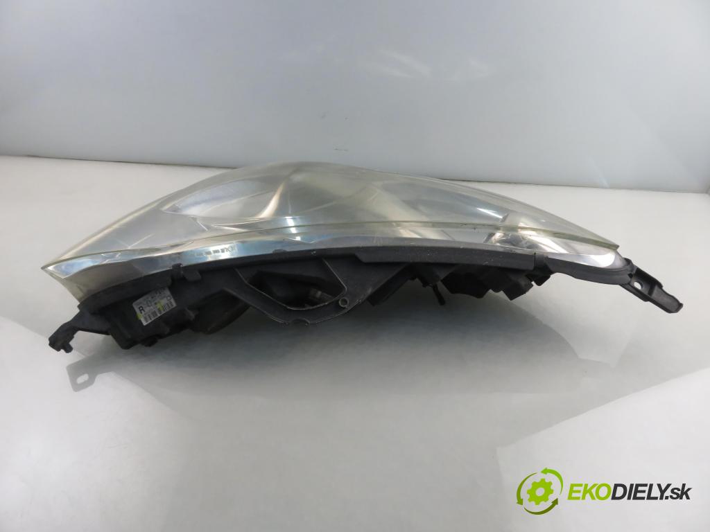 PEUGEOT 407 (6D_) SEDAN 2005 100,00 2.0 HDi 135 - RHR 1997,00 Svetlo PP 03012132034