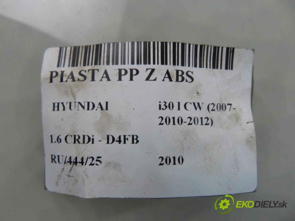 HYUNDAI i30 Kombi (FD) KOMBI 2010 85,00 1.6 CRDi 116 - D4FB 1582,00 náboj PP ABS 