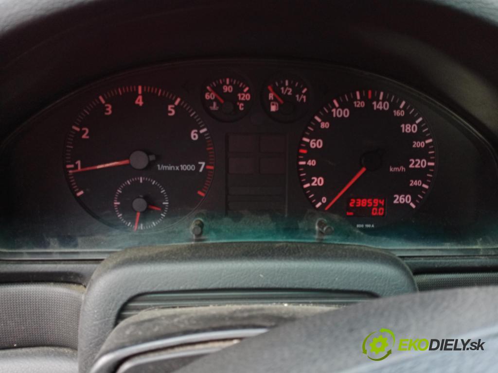 AUDI A4 (8D2, B5) SEDAN 1996 92,00 1.8 - ADR 1781,00 Prístrojovka elektrický 8D0919033CX