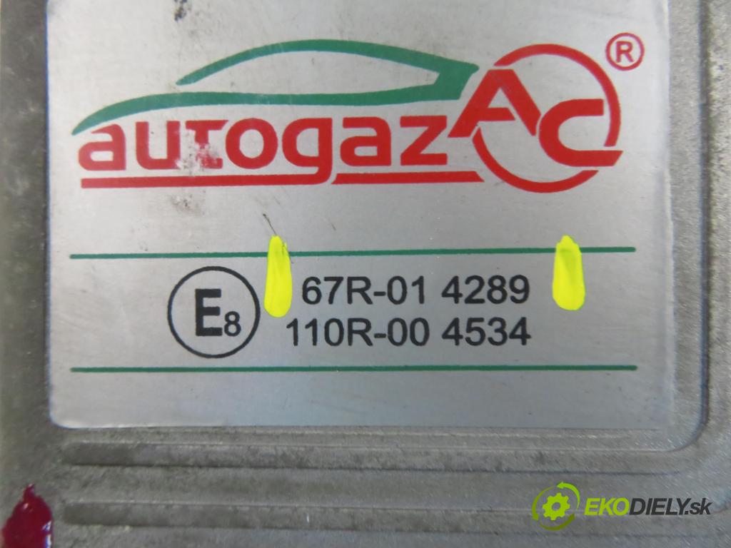 RENAULT MEGANE II sedan (LM0/1_) SEDAN 2004 0,00 1.6 - K4M 760 1598,00 Riadiaca jednotka LPG 67R014289