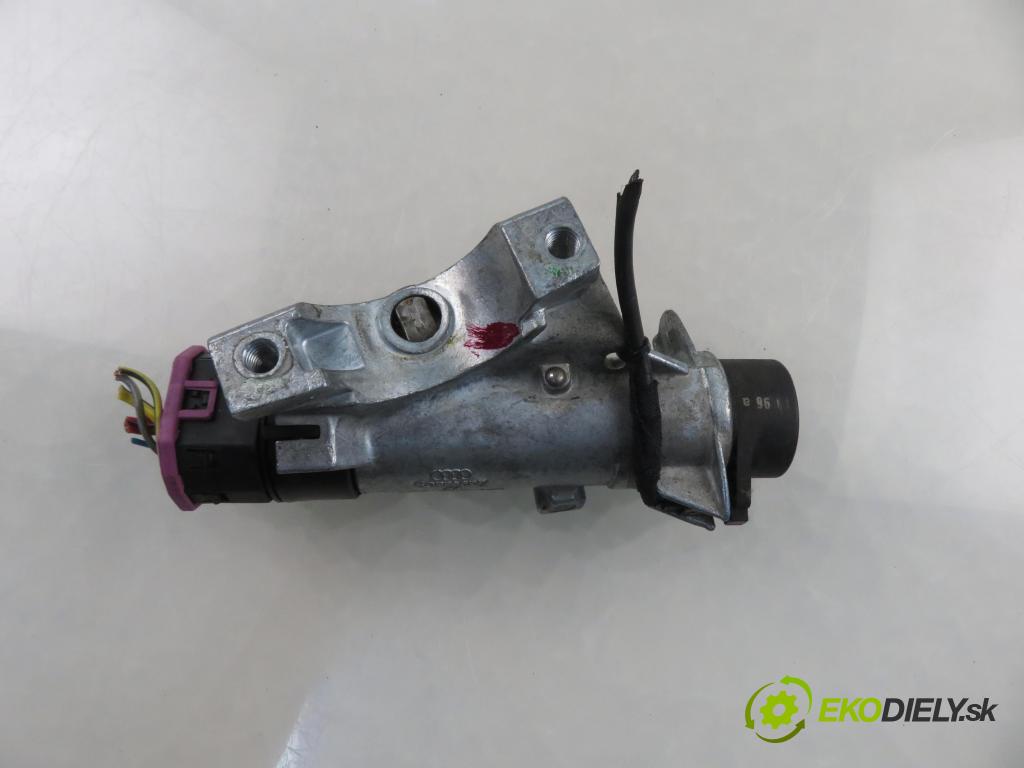 AUDI A4 (8D2, B5) SEDAN 1996 92,00 1.8 - ADR 1781,00 spinačka 4D0905851A (Spínacia skrinka)