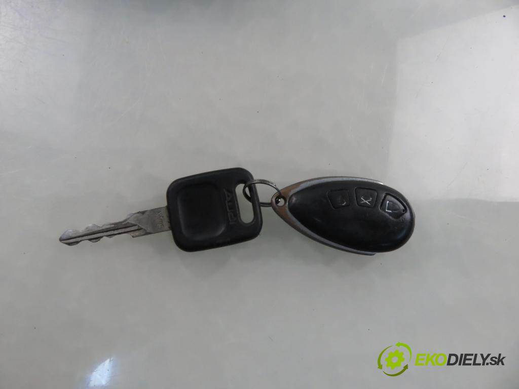 AUDI A4 (8D2, B5) SEDAN 1996 92,00 1.8 - ADR 1781,00 spinačka 4D0905851A (Spínacia skrinka)