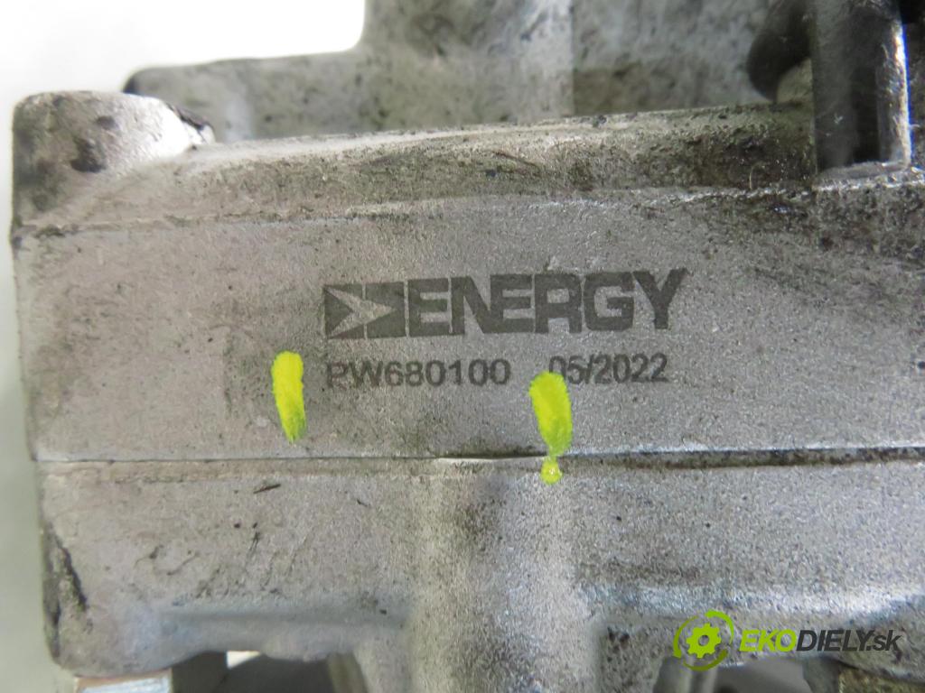 AUDI A4 (8D2, B5) SEDAN 1996 92,00 1.8 - ADR 1781,00 pumpa servočerpadlo PW680100 (Servočerpadlo)