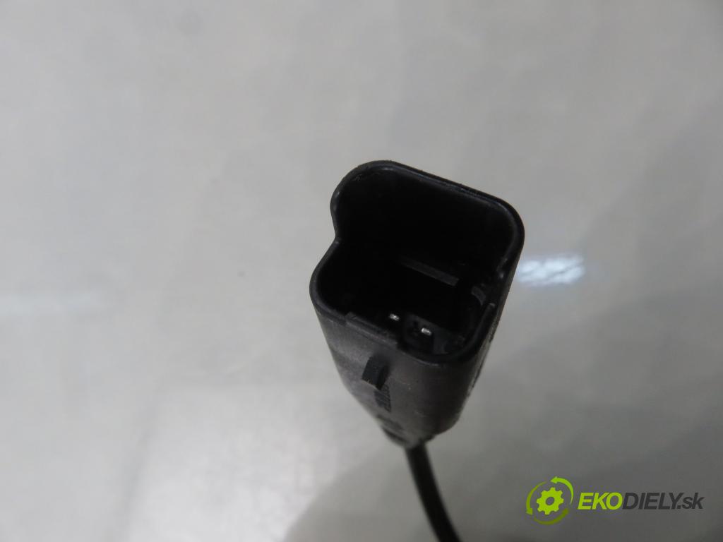 CITROEN C5 III (RD_) SEDAN 2008 155,00 3.0 V6 211 - XFV (ES9A) 2946,00 Potenciometer plynu 0280755095 ; 9661503980 (Potenciometer plynového pedálu)