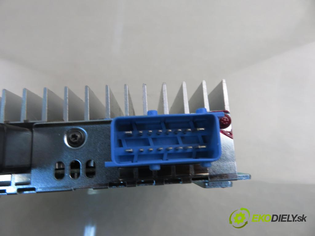 CITROEN C5 III (RD_) SEDAN 2008 155,00 3.0 V6 211 - XFV (ES9A) 2946,00 Zosilňovač 9664649780 (Zosilňovač)