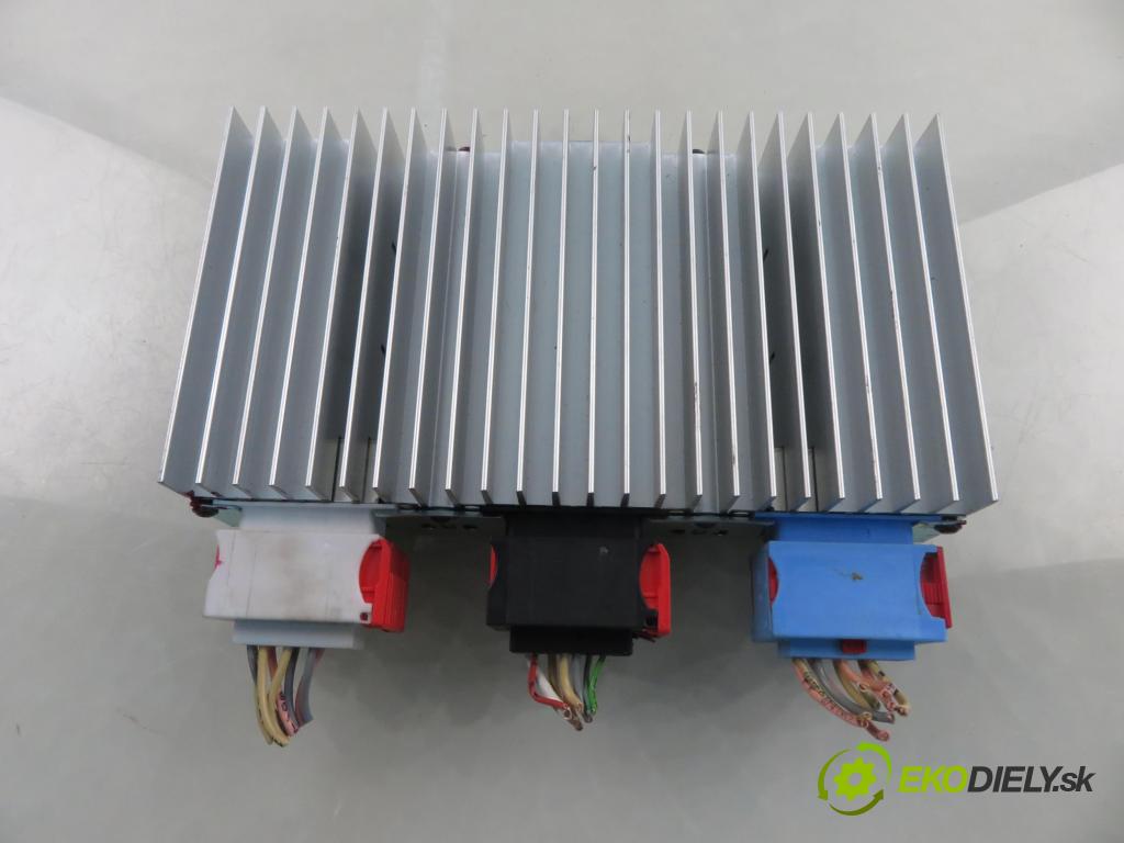 CITROEN C5 III (RD_) SEDAN 2008 155,00 3.0 V6 211 - XFV (ES9A) 2946,00 Zosilňovač 9664649780 (Zosilňovač)