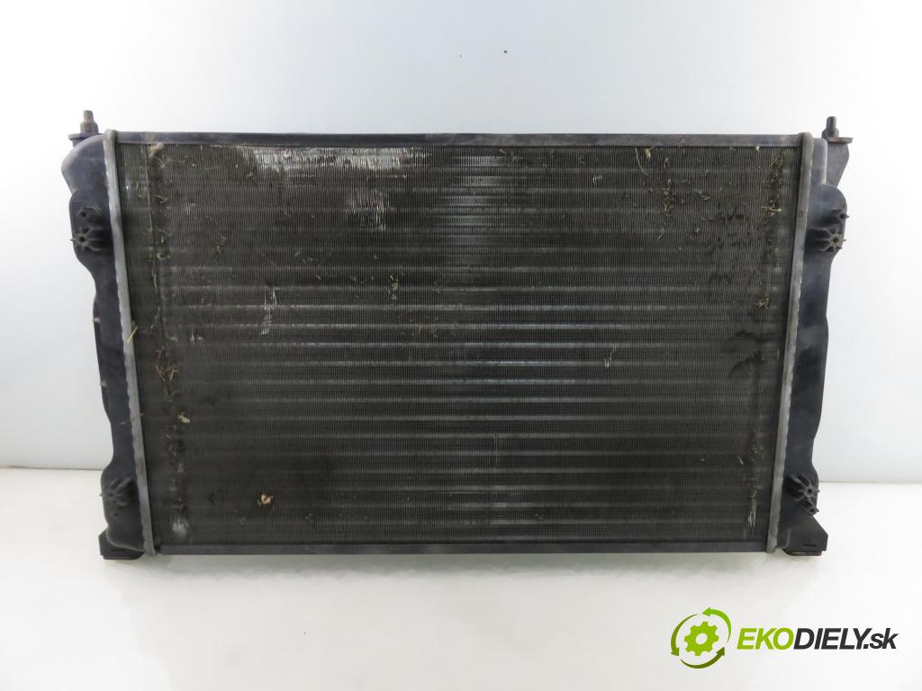 AUDI A4 (8E2, B6) SEDAN 2002 110,00 1.8 T - AVJ 1781,00 chladič vody