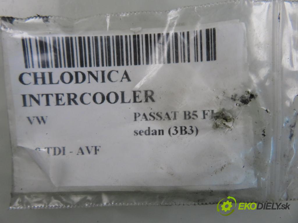 VW PASSAT B5.5 (3B3) SEDAN 2000 96,00 1.9 TDI PD 130 - AVF 1896,00 chladič intercooler 8D0145805C