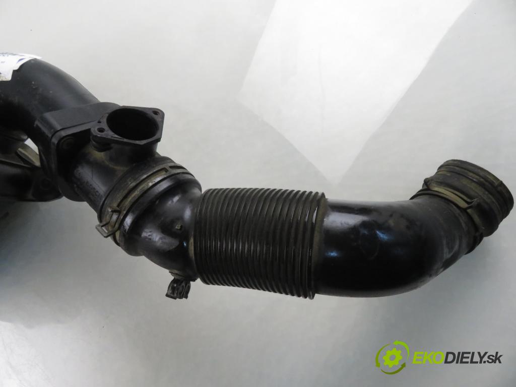 VW CADDY III Variant (2KB, 2KJ, 2CB, 2CJ) FURGON 2008 51,00 2.0 SDI - BST 1968,00 Obal filtra vzduchu 1F0129607 ; 1K0129610 (Obal vzduchového filtra)