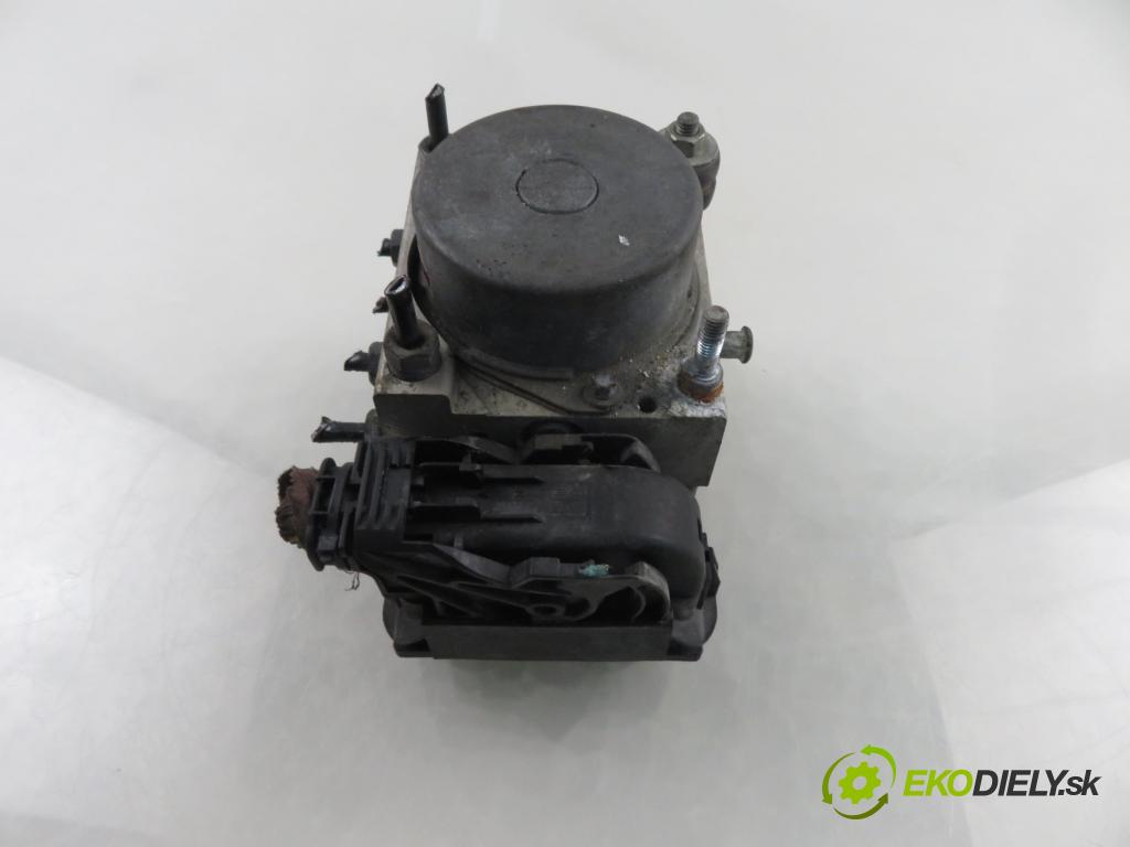 FIAT GRANDE PUNTO (199_) HB 2008 57,00 1.4 - 350 A1.000 1368,00 Pumpa ABS 0265800794 ; 51826507 ; 0265232267 (Pumpa ABS)