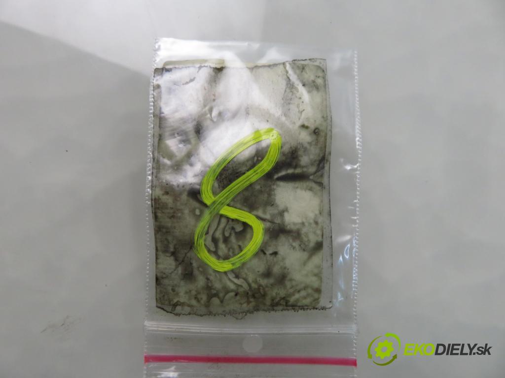 VW TOURAN (1T1, 1T2) MINIVAN 2007 125,00 2.0 TDI - BMN 1968,00 Vstrekovač 03G130073T (Vstrekovač paliva)