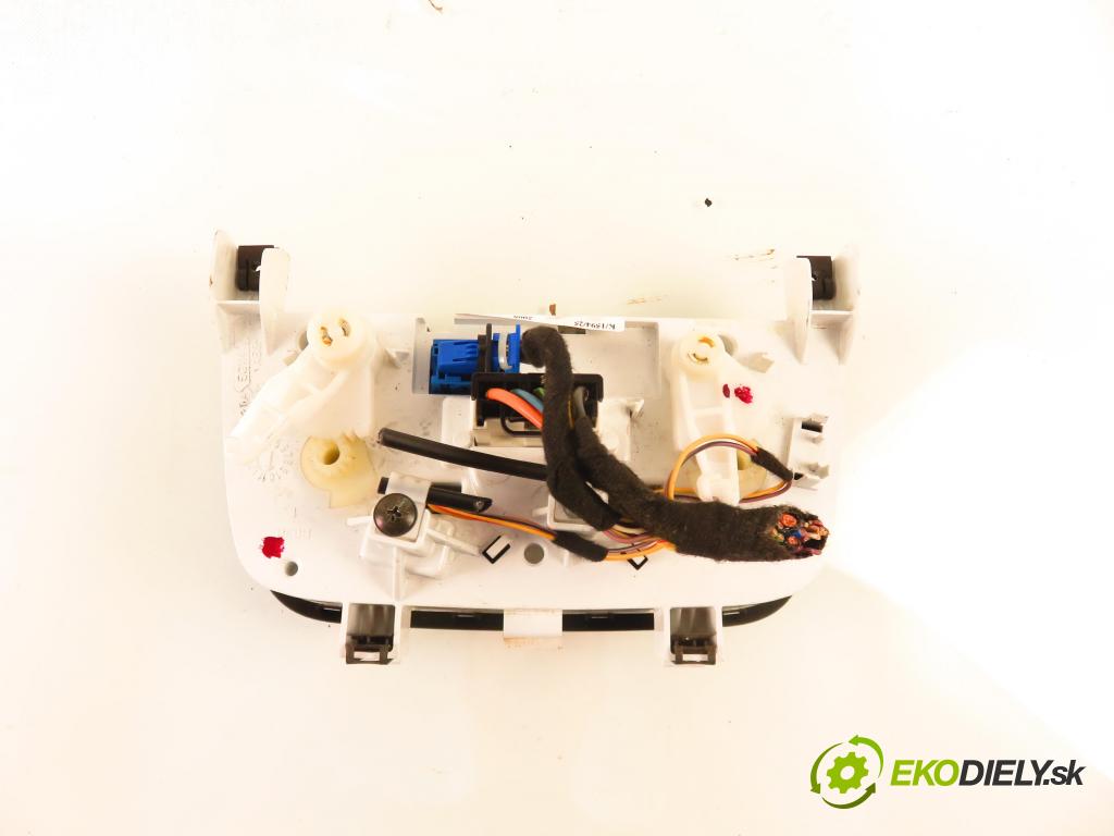 FIAT GRANDE PUNTO (199_) HB 2008 57,00 1.4 - 350 A1.000 1368,00 Panel kúrenia KLIMATIZACE: