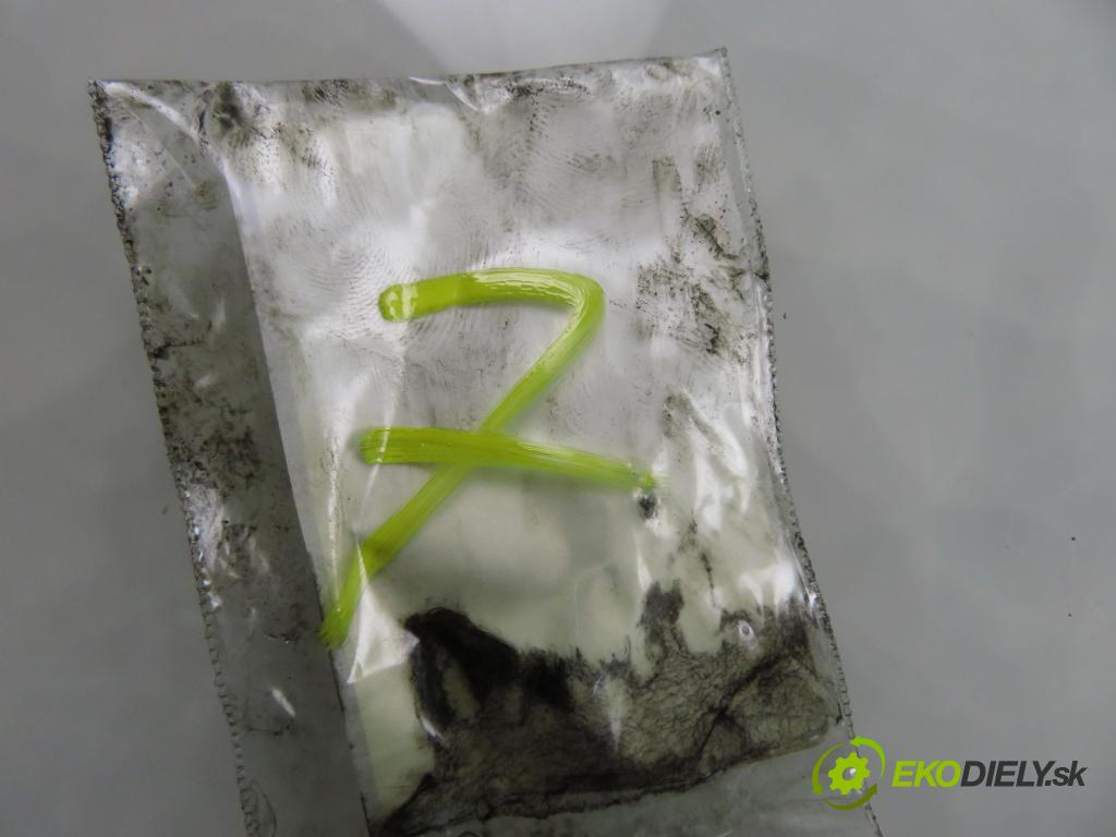 VW TOURAN (1T1, 1T2) MINIVAN 2007 125,00 2.0 TDI - BMN 1968,00 Vstrekovač 03G130073T (Vstrekovač paliva)