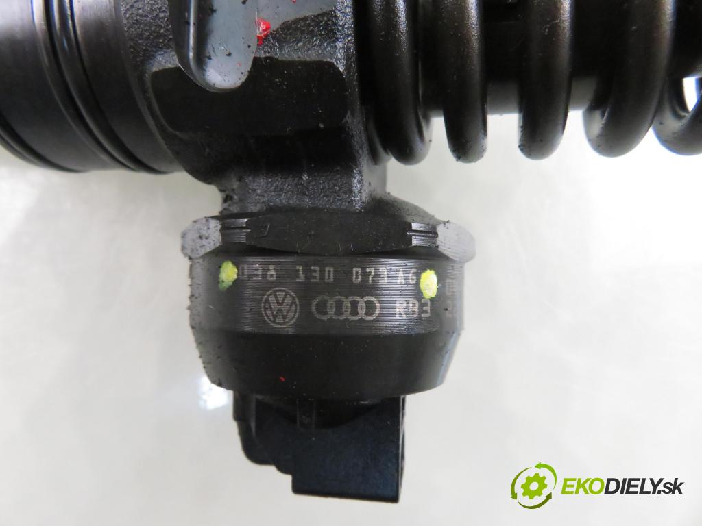VW TOURAN (1T1, 1T2) MINIVAN 2004 74,00 1.9 TDI PD 100 - AVQ 1896,00 vstříkovač 038130073AG ; 0414720215 (Vstřikovač paliva)