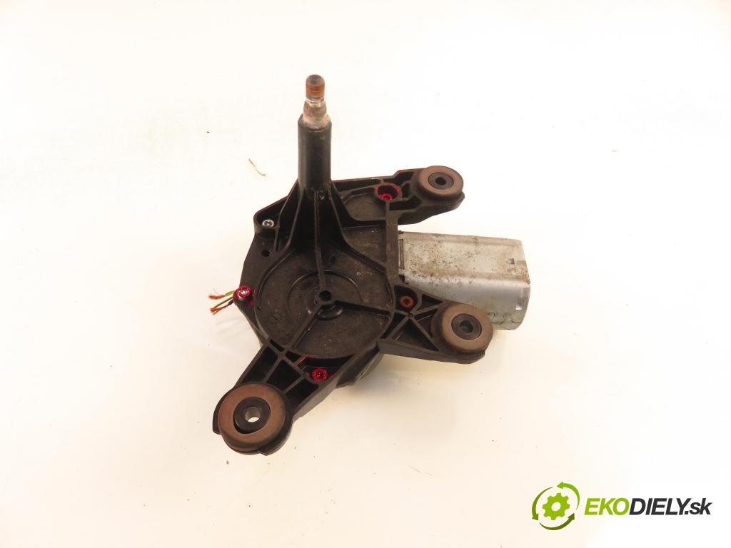 FIAT GRANDE PUNTO (199_) HB 2008 57,00 1.4 - 350 A1.000 1368,00 Motorček stierače zadné 51757867 ; 53025712