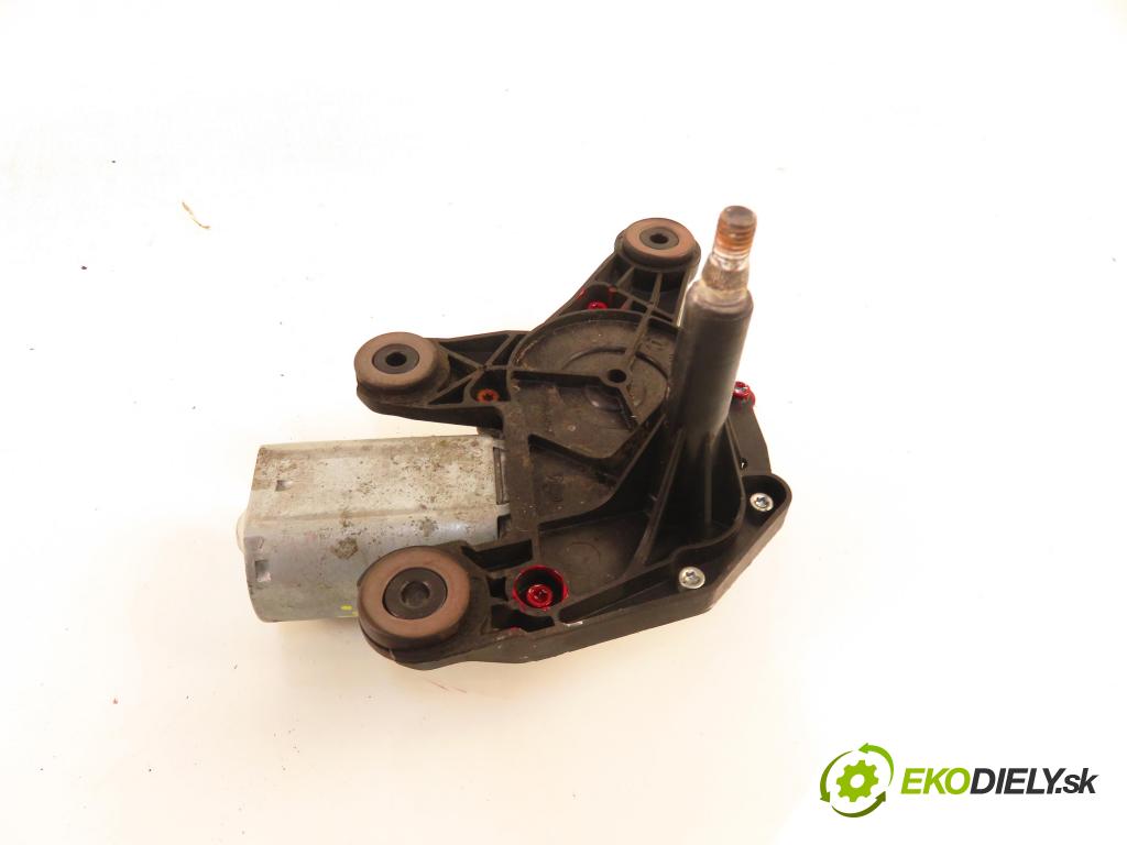 FIAT GRANDE PUNTO (199_) HB 2008 57,00 1.4 - 350 A1.000 1368,00 Motorček stierače zadné 51757867 ; 53025712