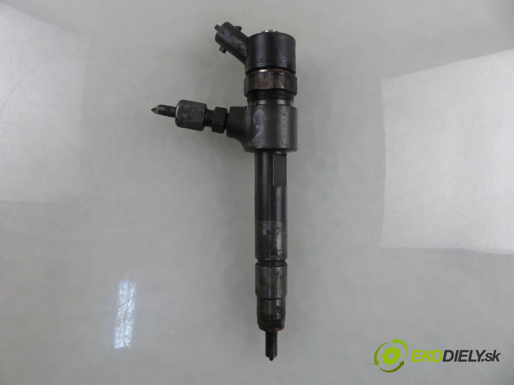 FIAT DOBLO Cargo (223_) FURGON 2008 77,00 1.9 JTD 105 - 223 B1.000 1910,00 vstřikovač 0445110187 (Vstřikovač paliva)