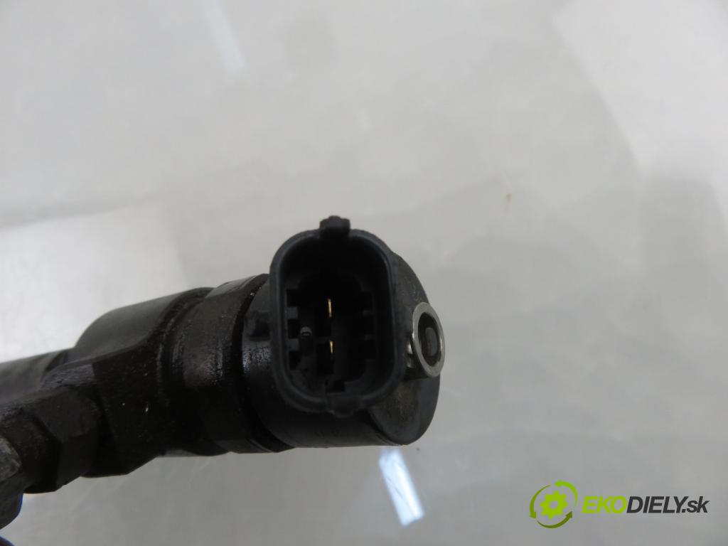 FIAT DOBLO Cargo (223_) FURGON 2008 77,00 1.9 JTD 105 - 223 B1.000 1910,00 vstřikovač 0445110187 (Vstřikovač paliva)