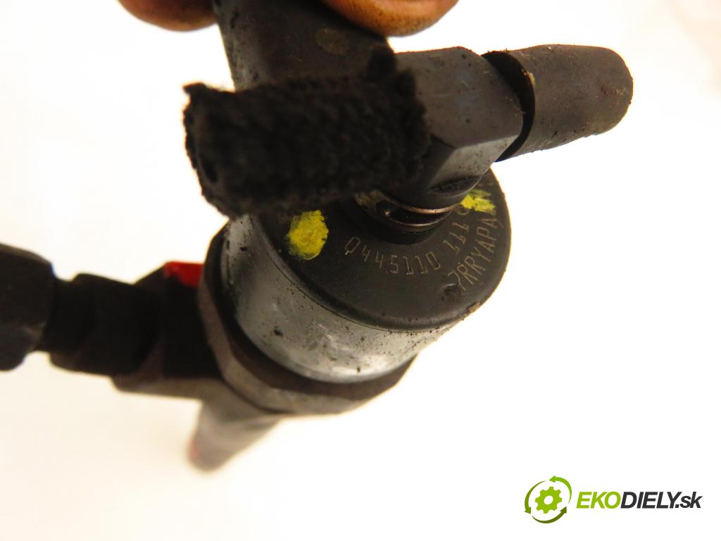 FIAT STILO Multi Wagon (192_) KOMBI 2004 103,00 1.9 JTD 16V 140 - 192 A5.000 1910,00 vstřikovač 0445110111 (Vstřikovač paliva)