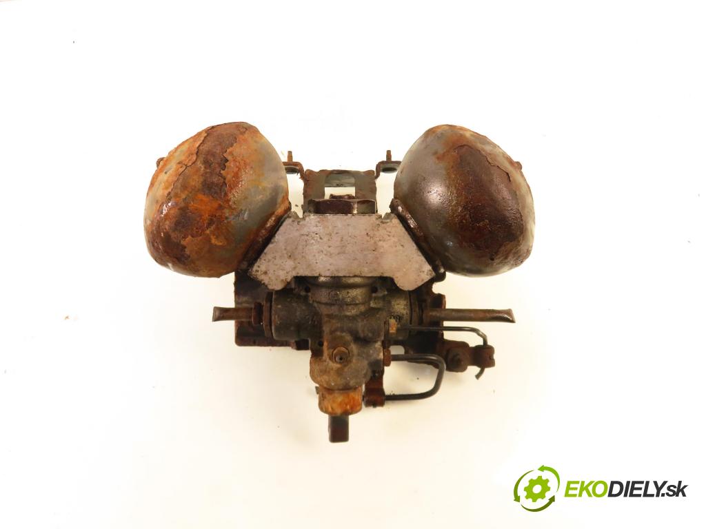 CITROEN C5 III (RD_) SEDAN 2008 155,00 3.0 V6 211 - XFV (ES9A) 2946,00 Rozdeľovač hydraulický  (Rozdeľovač)