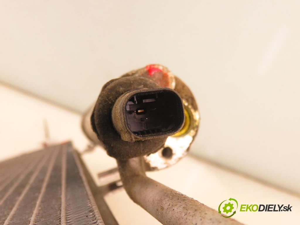 MERCEDES-BENZ KLASA B Sports Tourer (W245) MINIVAN 2009 103,00 B 200 CDI (245.208) -  140 OM 640.941 1991,00 chladič klimatizace  (Chladič klimatizace)