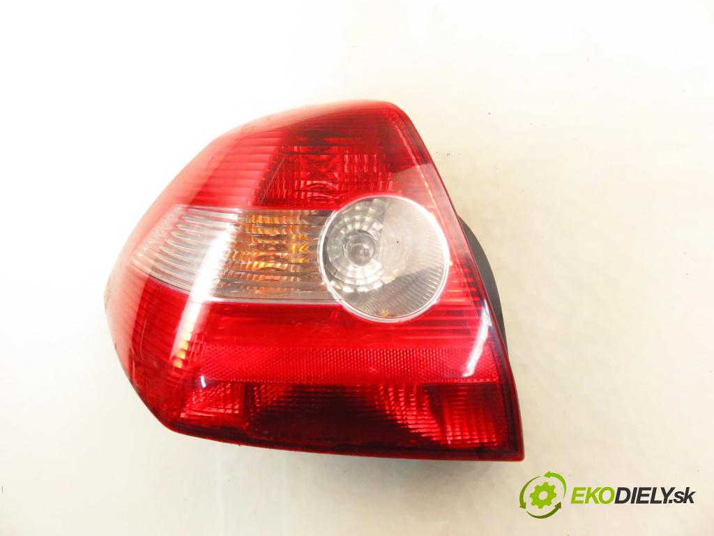 RENAULT MEGANE II sedan (LM0/1_) SEDAN 2004 0,00 1.6 - K4M 760 1598,00 světlo levé zadní