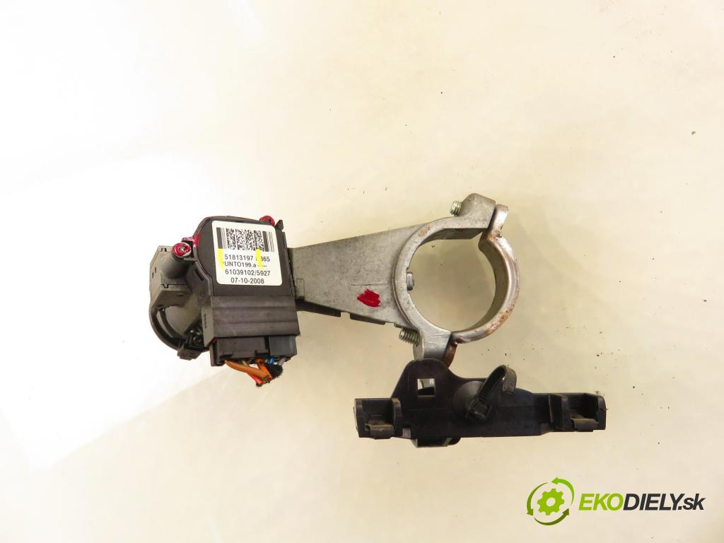 FIAT GRANDE PUNTO (199_) HB 2008 57,00 1.4 - 350 A1.000 1368,00 spinačka 51813197 ; 010198401 (Spínacia skrinka)