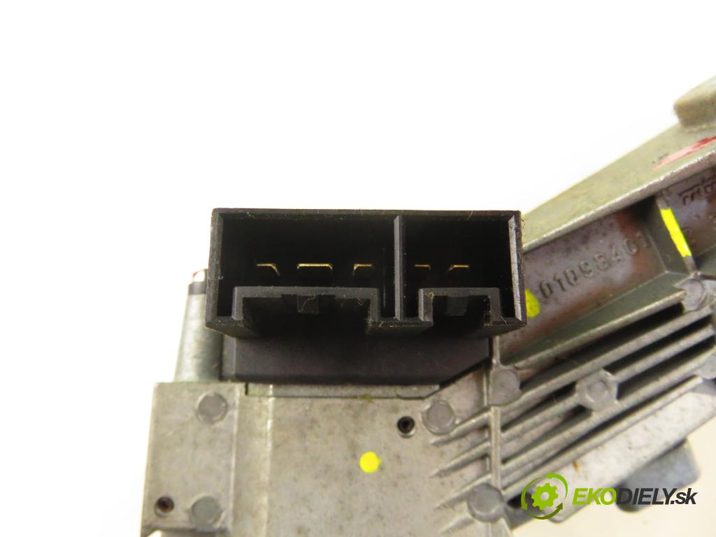 FIAT GRANDE PUNTO (199_) HB 2008 57,00 1.4 - 350 A1.000 1368,00 spinačka 51813197 ; 010198401 (Spínacia skrinka)