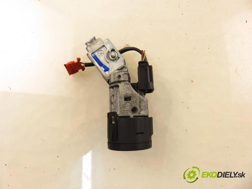 PEUGEOT 407 (6D_) SEDAN 2005 100,00 2.0 HDi 135 - RHR 1997,00 spinačka 9648445180 (Spínacia skrinka)