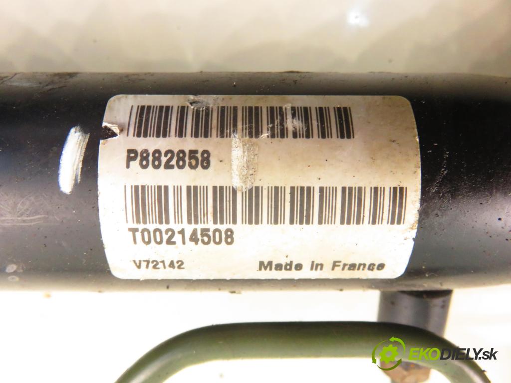 VOLVO V40 Kombi (645) KOMBI 2001 80,00 1.6 - B 4164 S2 1587,00 Riadenie ZE riadením P882858