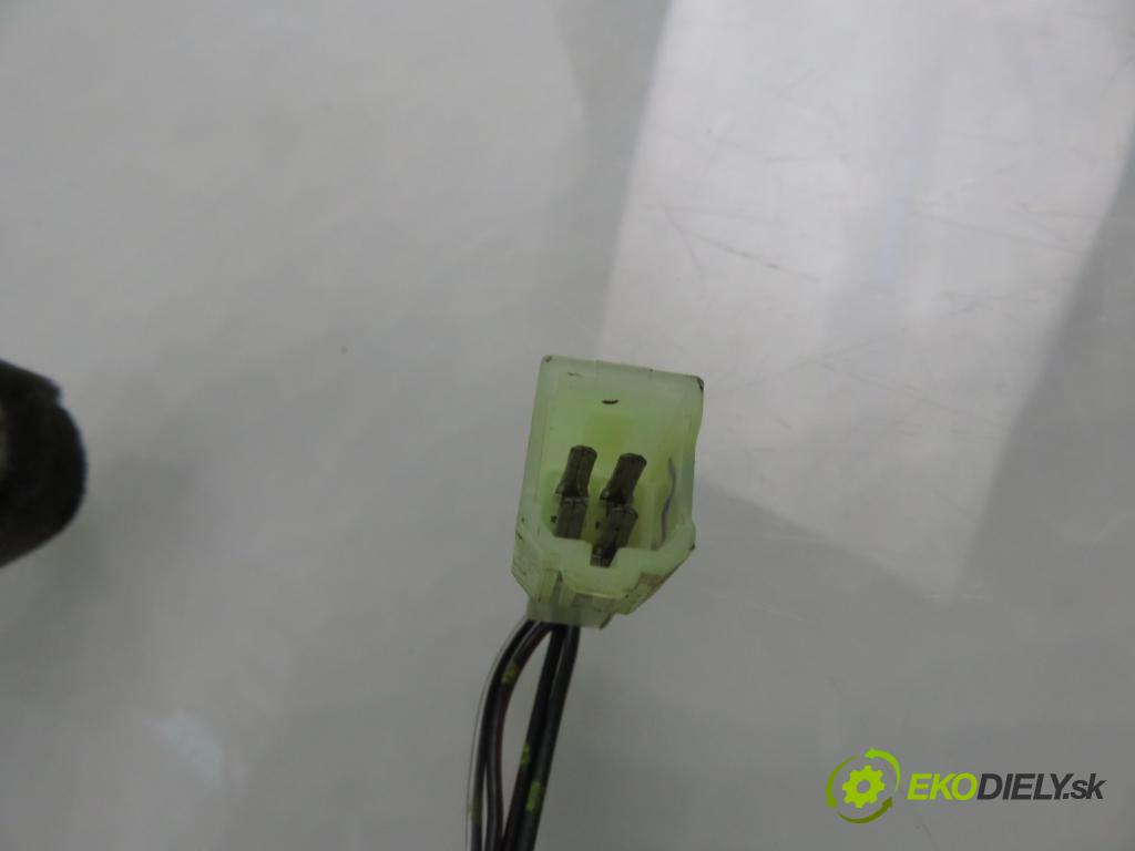 SUZUKI ALTO (FF) HB 2004 46,00 1.1 (RF410) - F10D 1061,00 spinačka 3397080G01 (Spínacia skrinka)