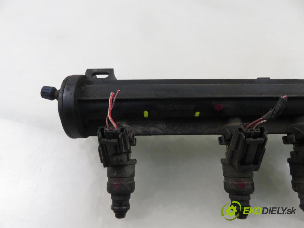 SEAT ALTEA (5P1) HB 2004 75,00 1.6 102 1595,00 lišta vstřikovací 06A906031BT ; 06A133317AC (Vstřikovací lišta)