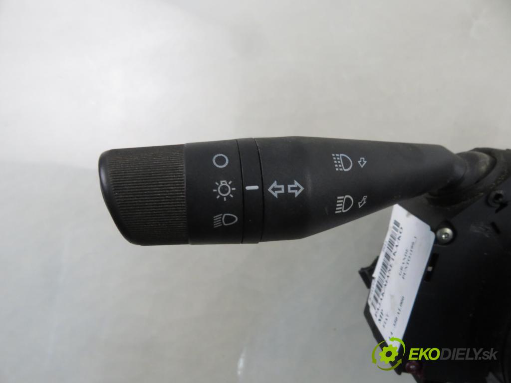 FIAT GRANDE PUNTO (199_) HB 2012 57,00 1.4 - 350 A1.000 1368,00 páčka/prepínač 7355213130