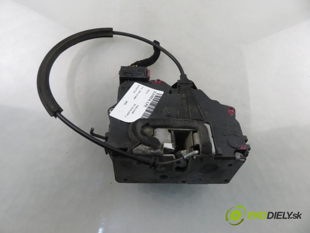 FIAT GRANDE PUNTO (199_) HB 2012 57,00 1.4 - 350 A1.000 1368,00 zámok 51905696