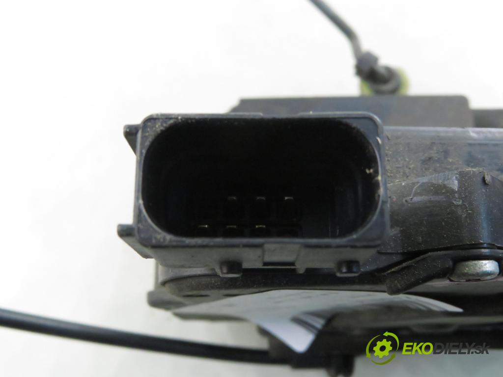 FIAT GRANDE PUNTO (199_) HB 2012 57,00 1.4 - 350 A1.000 1368,00 zámok 51905696