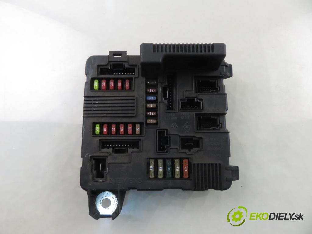 RENAULT SCENIC II (JM0/1_) MINIVAN 2004 83,00 1.6 (JM0C, JM0J, JM1B) - K4M 782 1598,00 MODUL BSM 8200306032A ; S118399200D